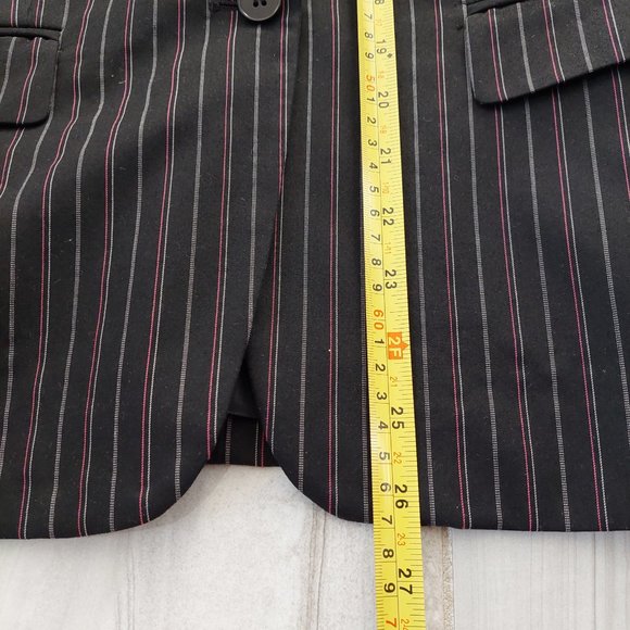 Jones New York Black Pinstripe Single Breasted Blazer (Size 10) - Picture 8 of 9